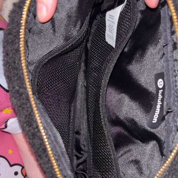 lululemon athletica Black Crossbody Bag - Picture 2 of 3